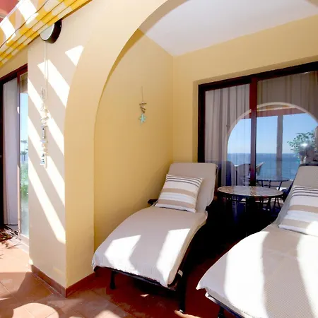 West Beachfront Janine Apartment Estepona